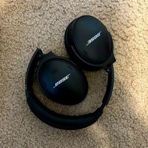 Bose noise canceling headphones
